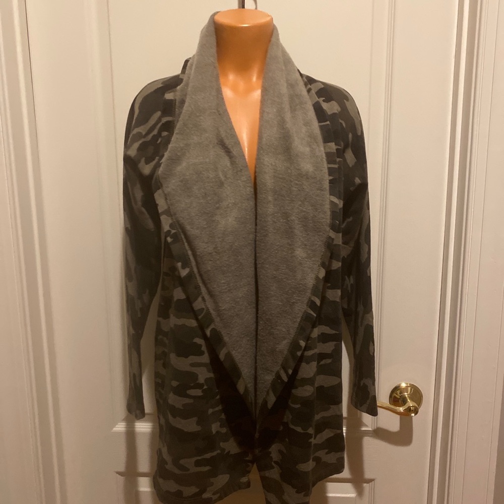Lucky Brand Olive Green Camouflage Draped Cardigan